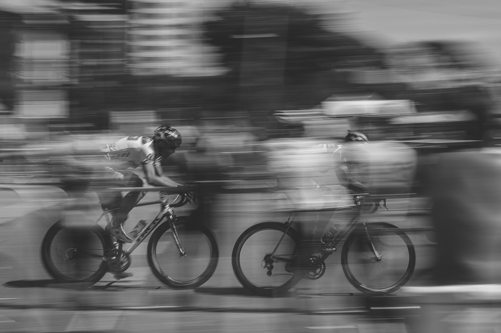 Professional cycling event photography